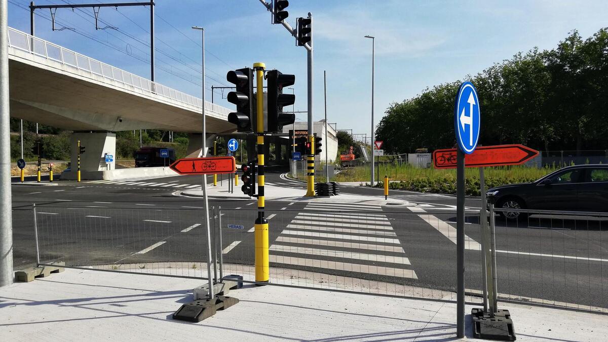 gebrekkige-signalisatie-aan-werf-colomalaan-zorgt-voor-verwarring-bij